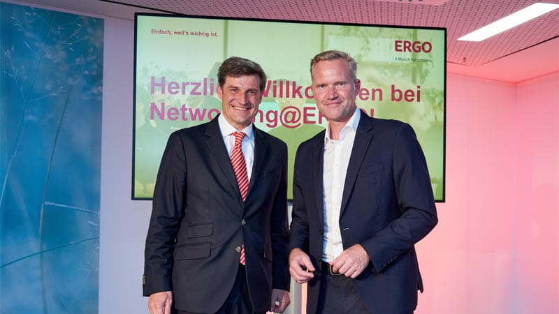 Christian Zaum, Wirtschaftsdezernent der Landeshauptstadt Düsseldorf, und Mark Klein, Chief Digital Officer der ERGO Group